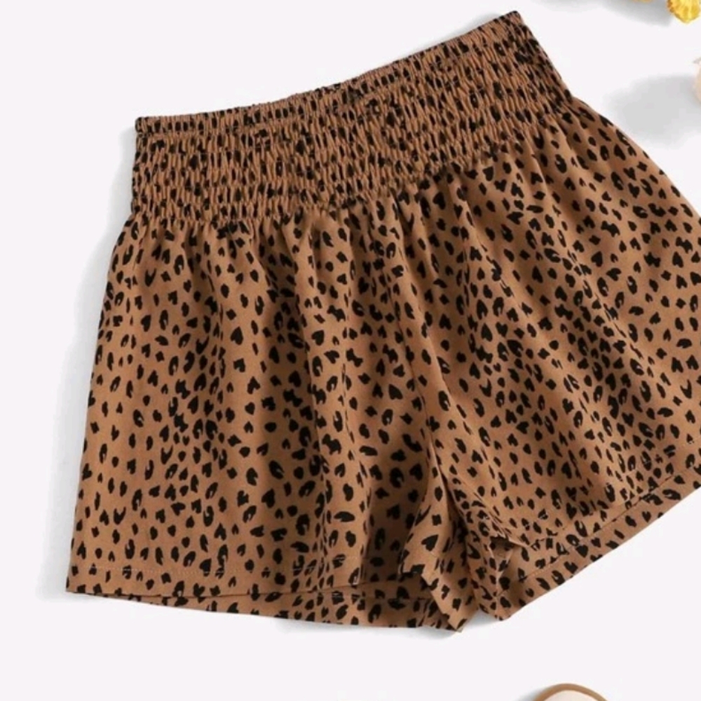 Leopard print dress shorts